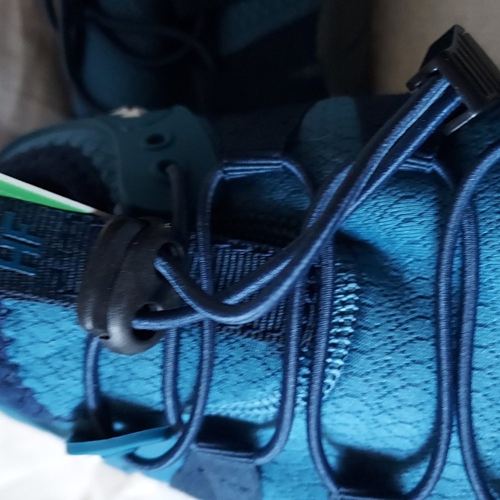 Unisex Hike Footwear - Picture 10 of 13